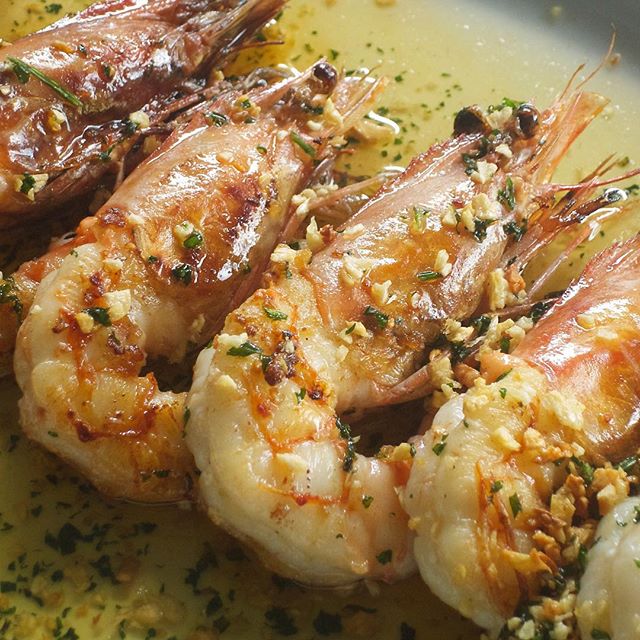 How about some jumbo shrimps with garlic and parsley over olive oil for lunch; who’s with me?