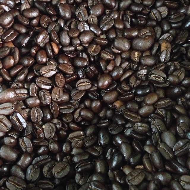 Time for coffee refill, this time from San Marcos, caturra and bourbon freshly roasted. #LSGD