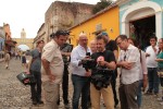 © Fotos detrás de escenas de la filmación de Comidas Exóticas con Andrew Zimmern en La Antigua Guatemala by Rudy Giron