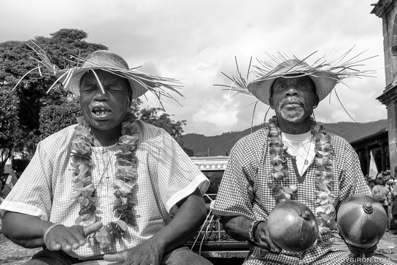 Street Portraits of Strangers — Garífuna Musicians in Antigua Guatemala